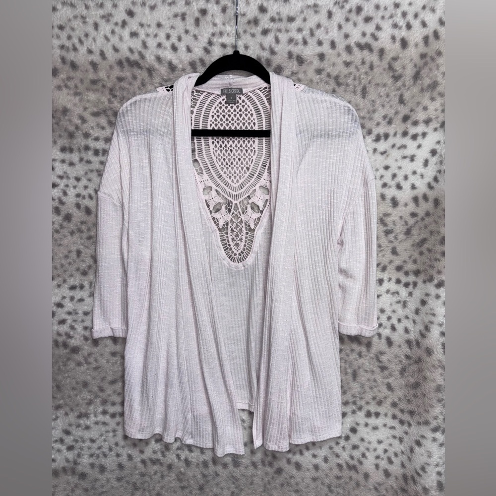 FALLS CREEK LACE BACK DETAIL 3/4 SLEEVE CARDIGAN